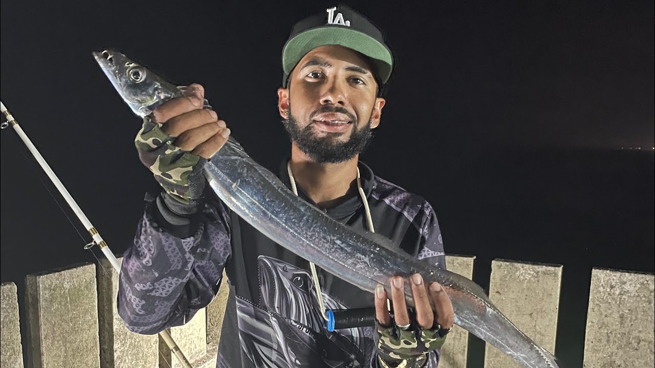 Pescaria noturna na plataforma,com direito a peixe espada 
