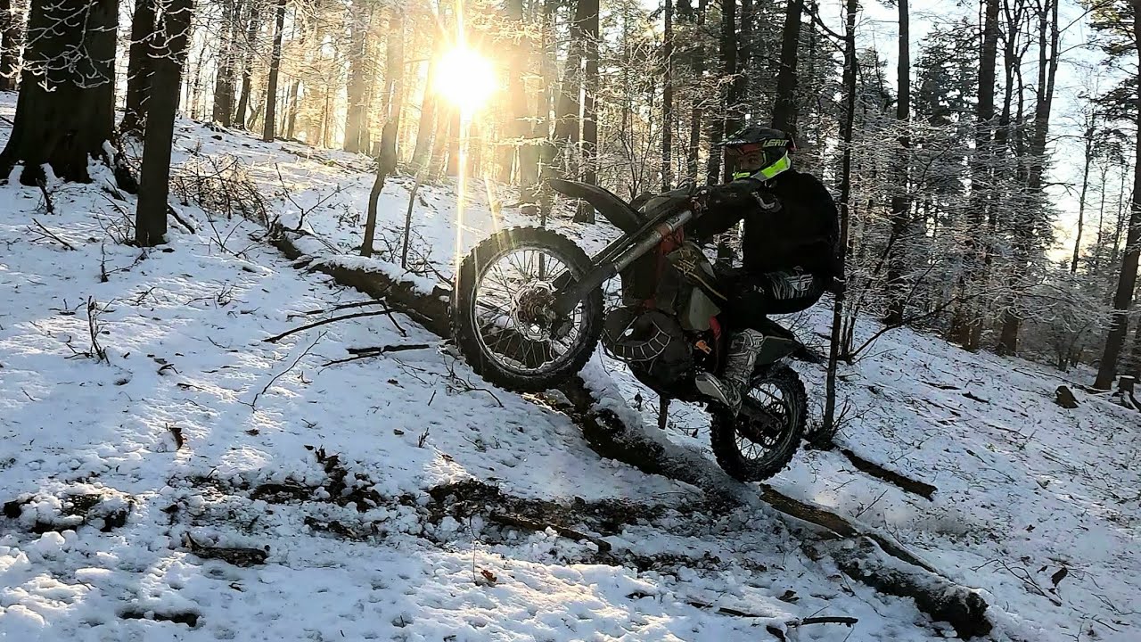 První zimní Enduro ❄️