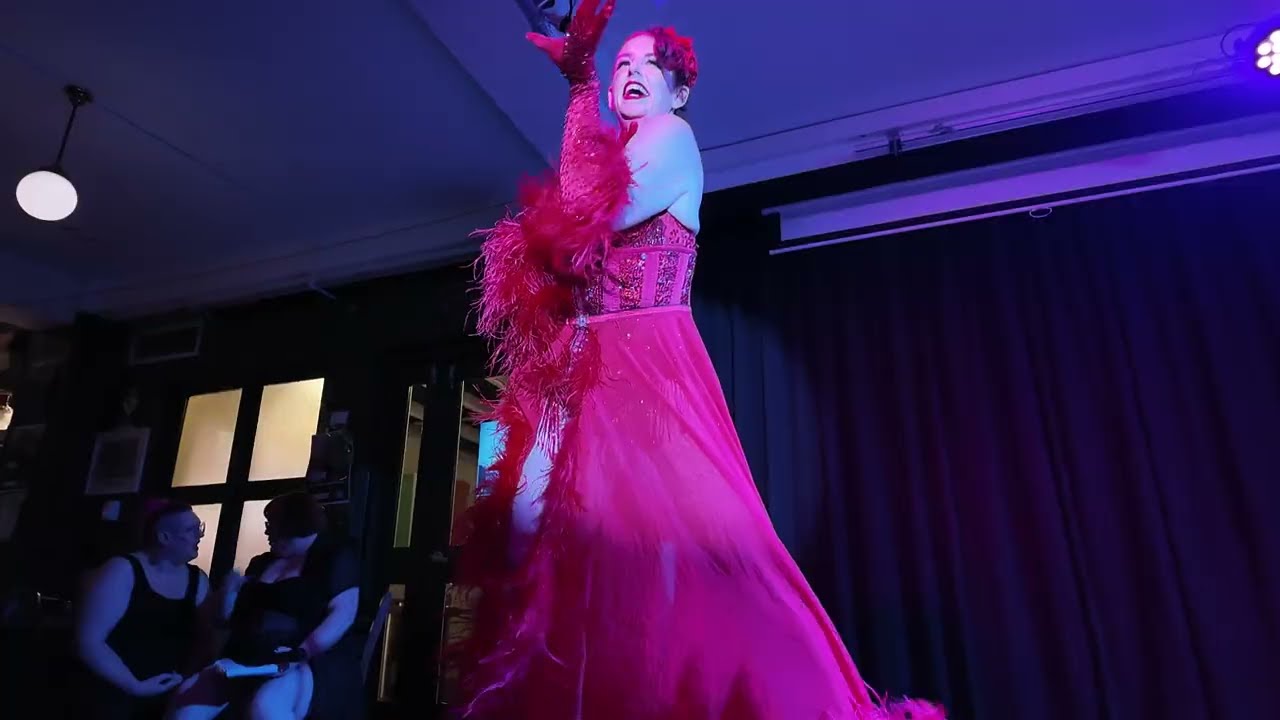 🔥 Grace Cherry LIVE at Prime Time Burlesk Festival | Burlesque Performance 🔥