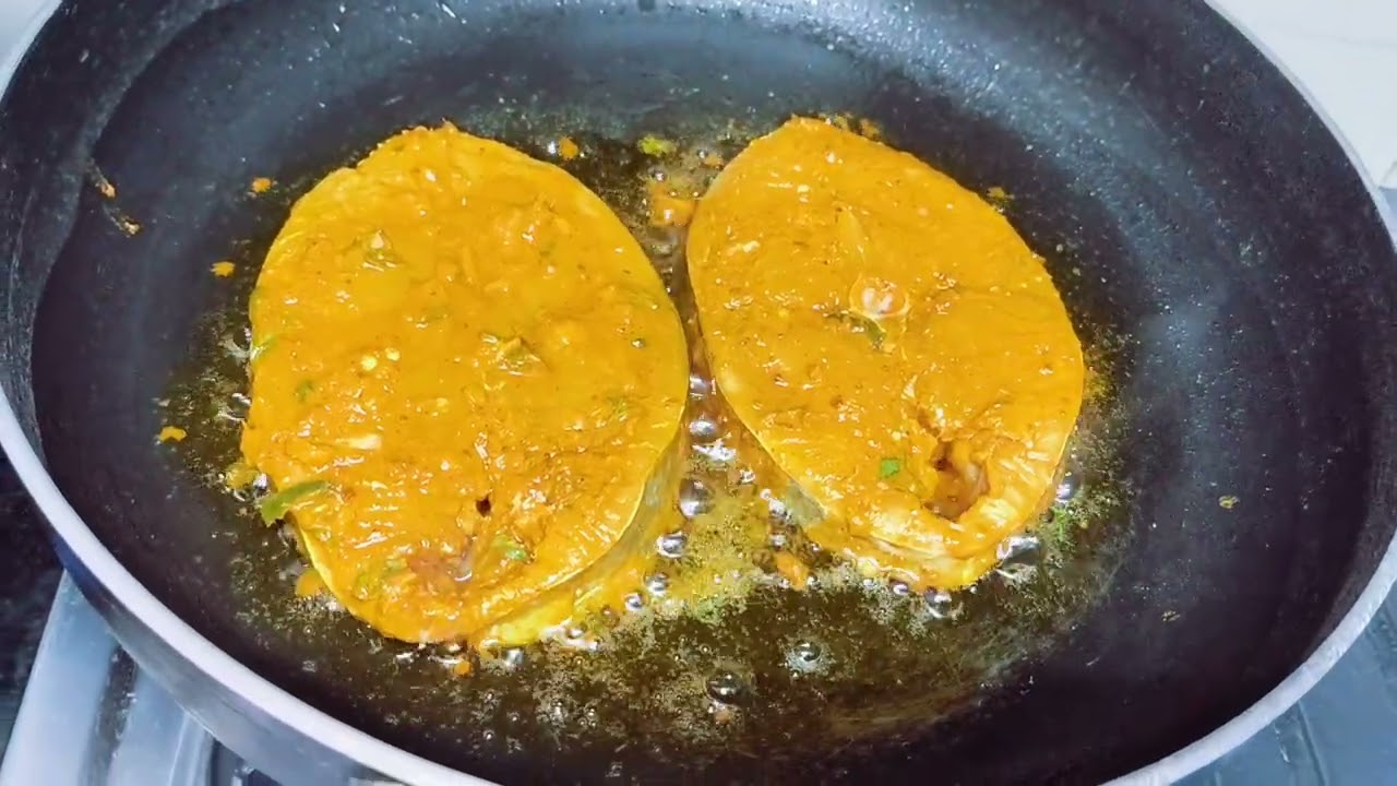 Surmai Fish Fry  Rice bhakri 😊 verey tasty 😋.            Please like share subscriber ❤️ support 🙏