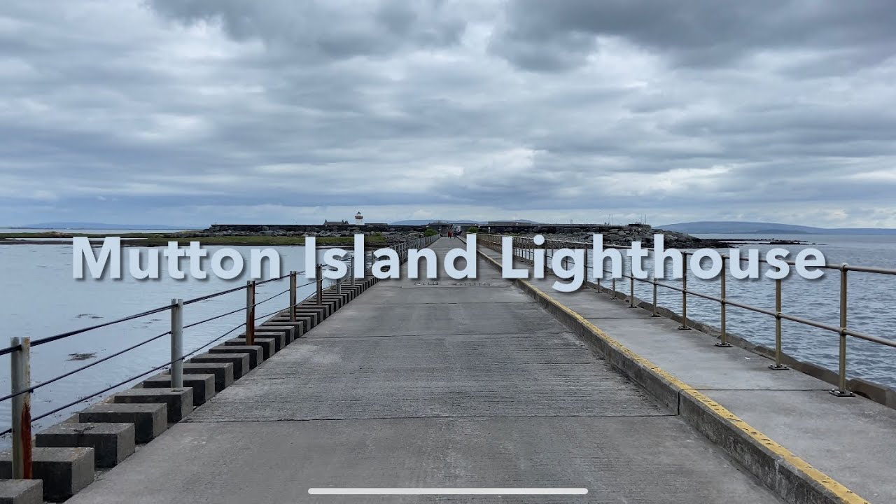Mutton Island Lighthouse (Ireland, Galway) in 60 seconds