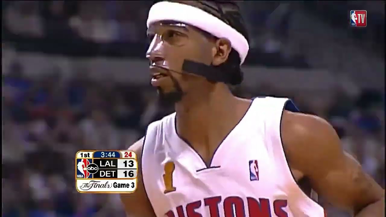 Richard Hamilton Scores 31 Points in Game 3 (2004 Finals)