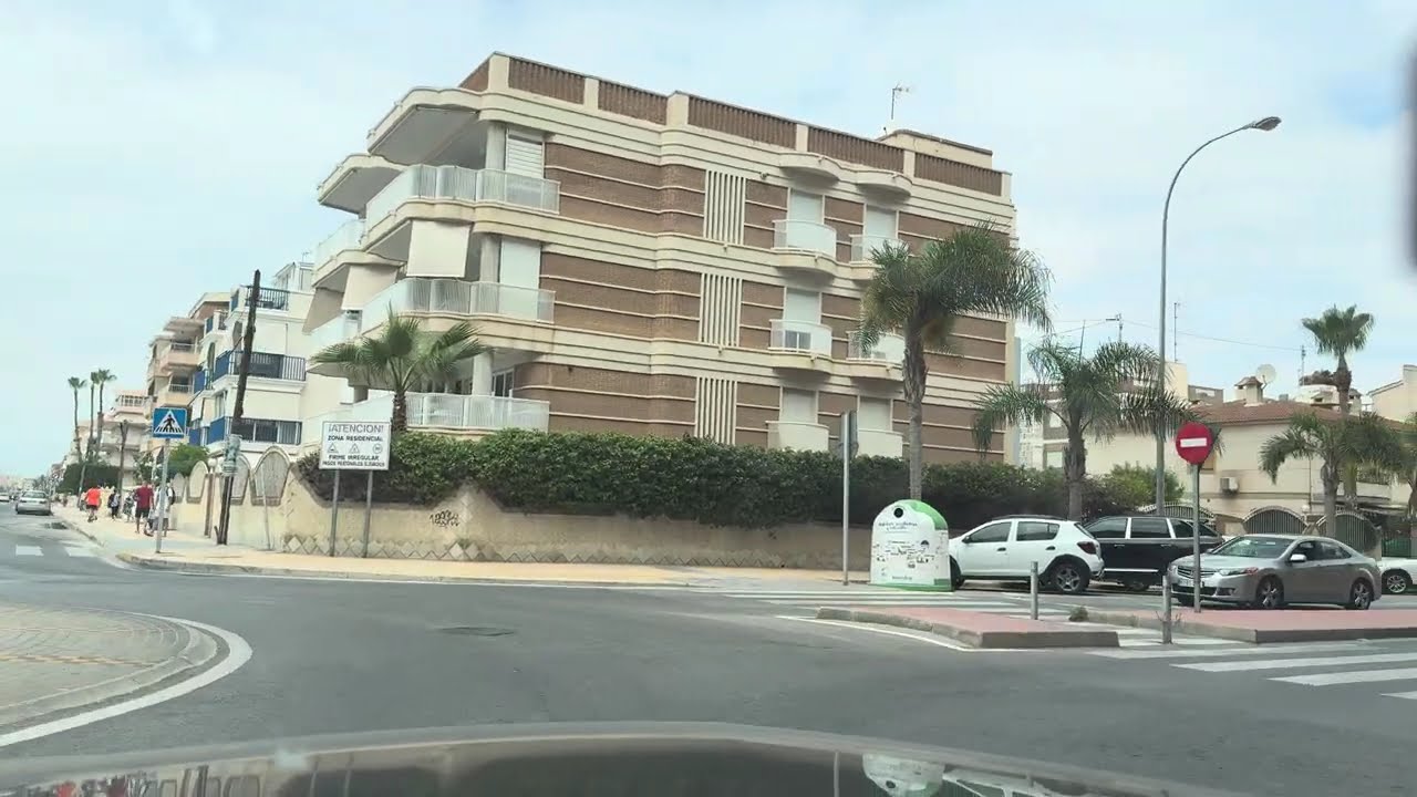 Santa Pola - belvárosi parkoló vadászat