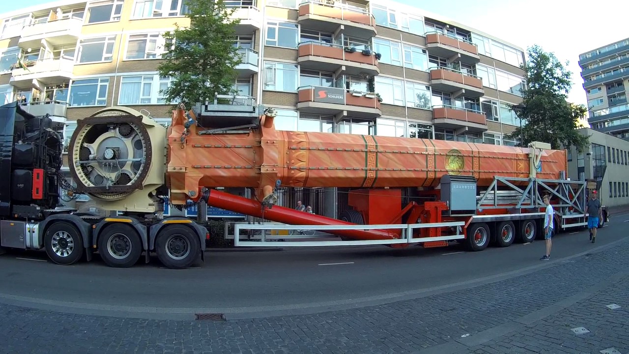 Oprijden en opbouw Kermis Tilburg 2017!