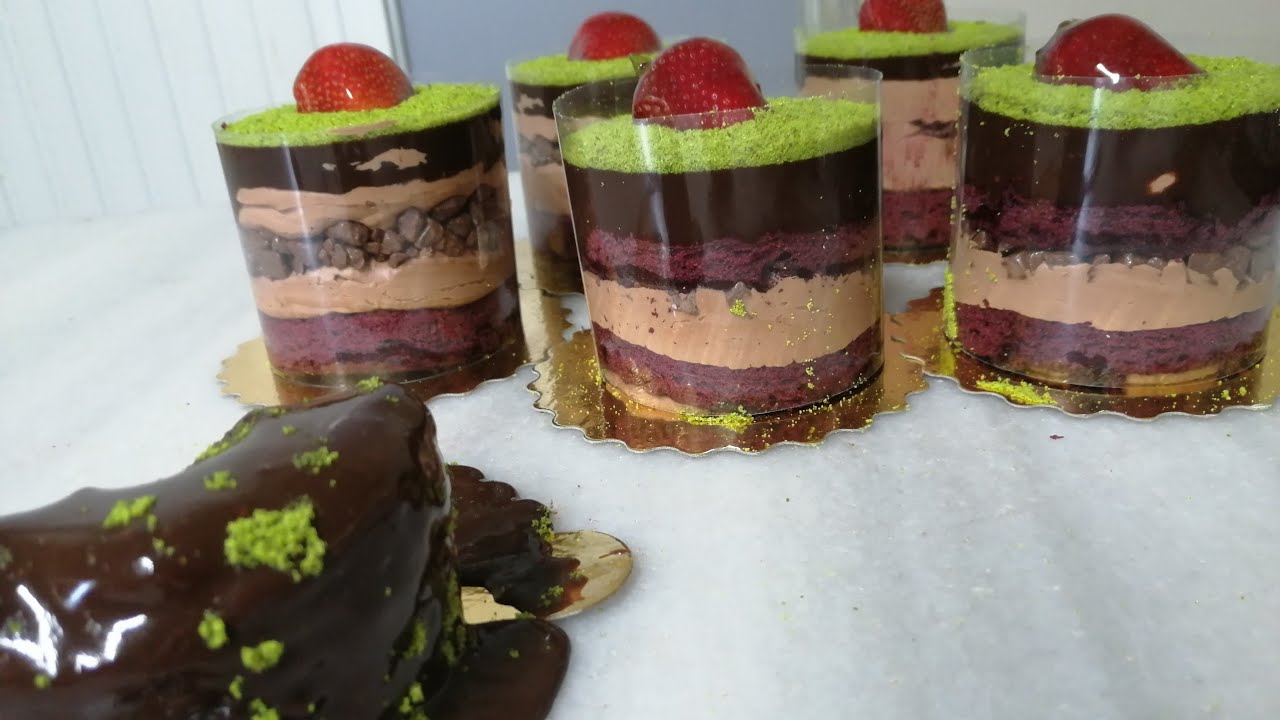 Ganajlı Redvelvetli Adet Yaş Pastası