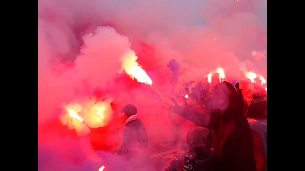AVANT DERBY DÉPART DU BUS À TOLA VOLOGE ! (17/01/16)