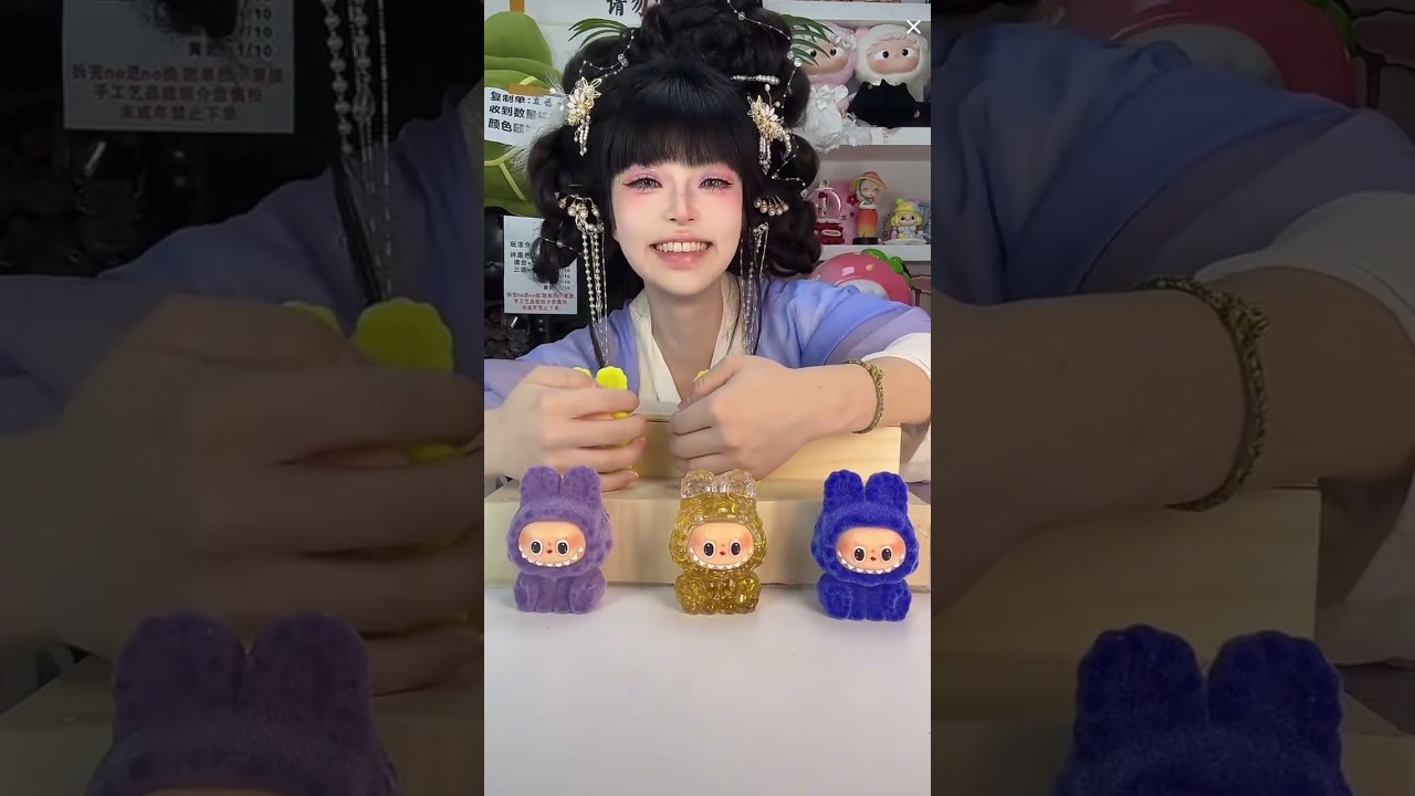 来喽！第一波复制单，拍一拆4！恭喜老板们欧气～#dou上热门 #日常vlog #原创作品 #法师的玩具屋 #直播录屏分享 @法师的玩具屋xy