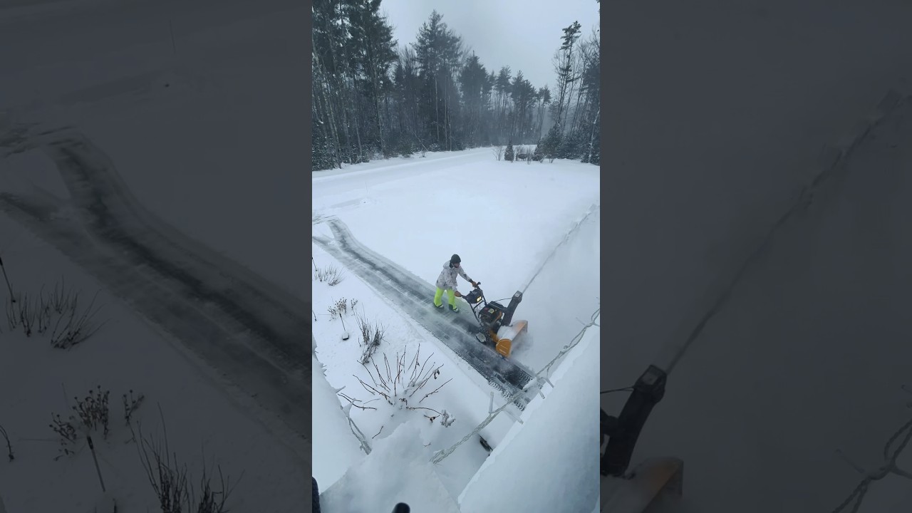 First time using the Cub Cadet snow blower. First snow of 2024 ❄️