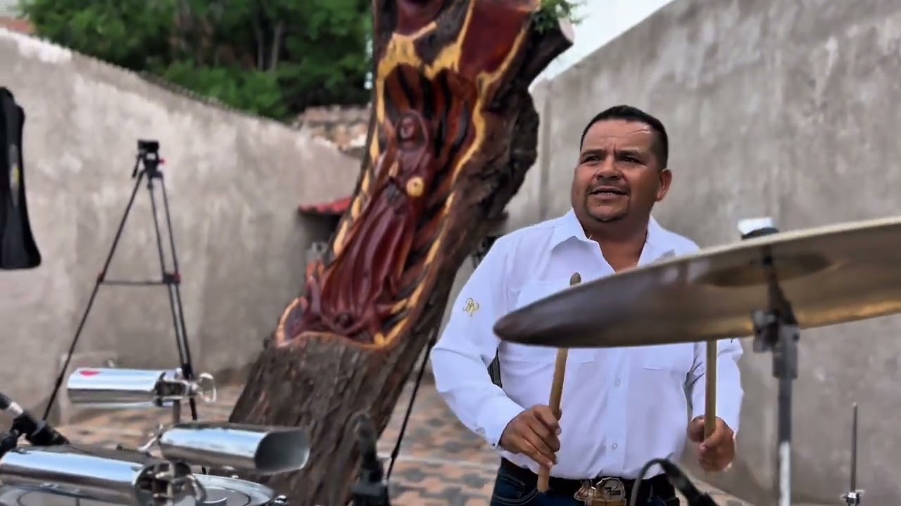 Banda Yurirense - El Palo (En Vivo)