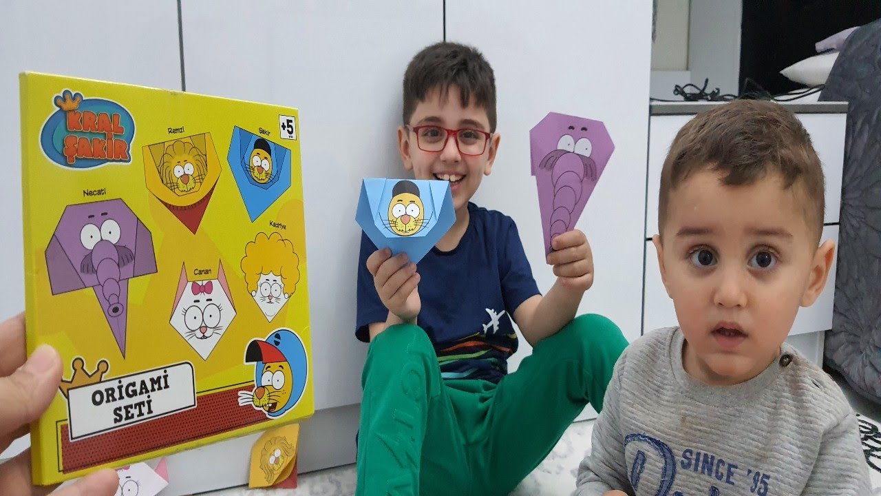 Efe origami seti açtı ama hiç sevmedi