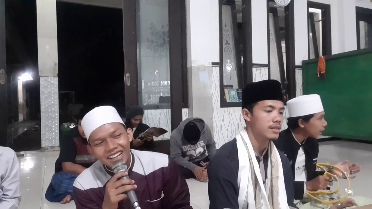 Sholawatan malam jum'at  Barokah Pesantren Fathululum jombang