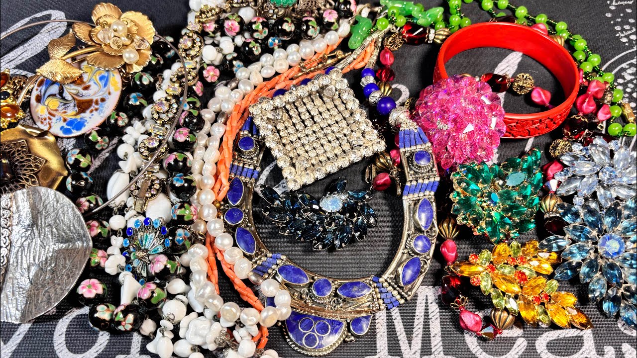 Multi-Consignor Mystery Jewelry Unboxing - Juliana & Beads