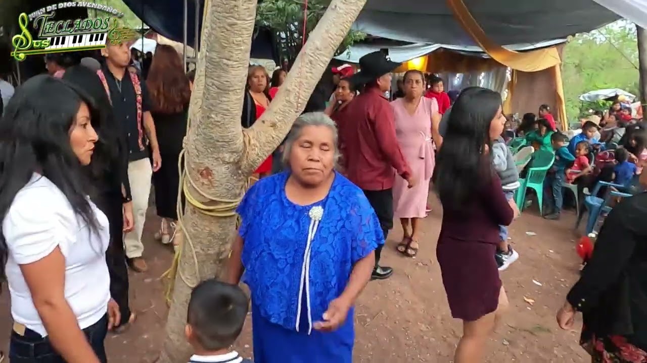 JUAN DE DIOS Y SUS TECLADOS_EN TOTOTEPEC_GUERRERO MP4