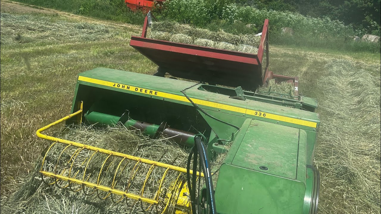 Hoelscher Bale Accumulator Install
