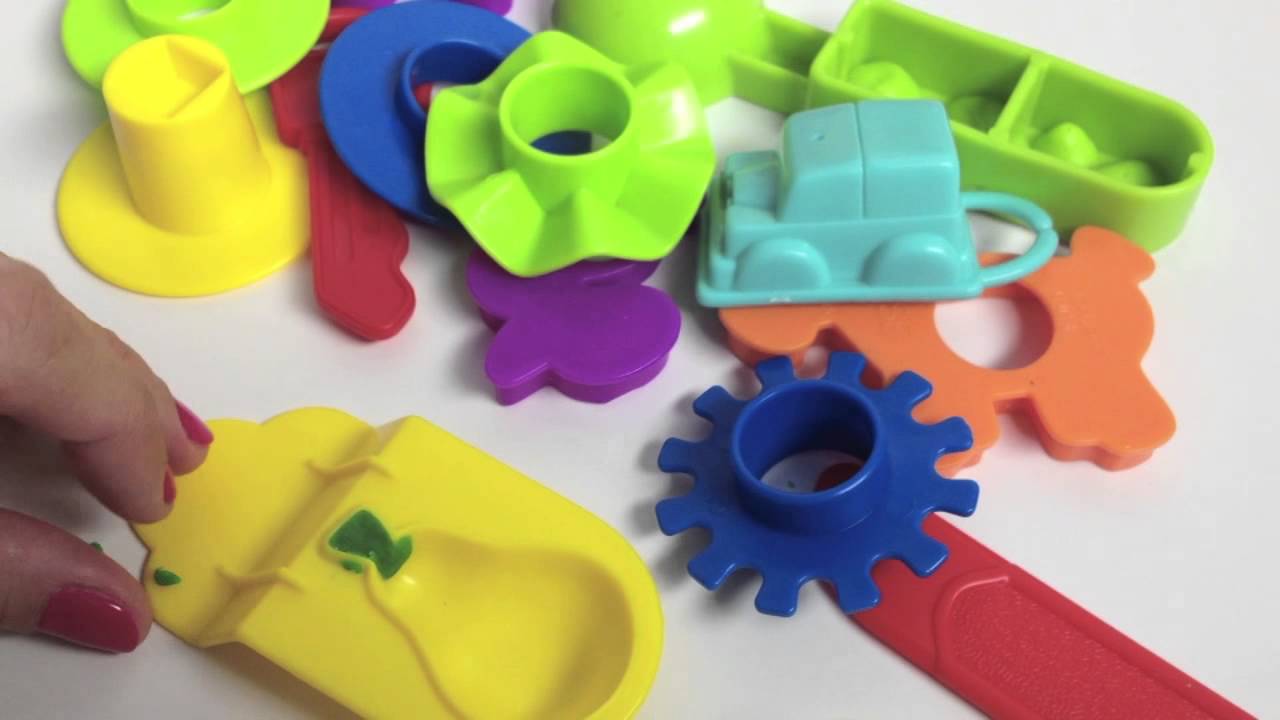 Play Doh Mountain of Colours Playset - Play w/ Shapes and Molds - Playdough Toy Review