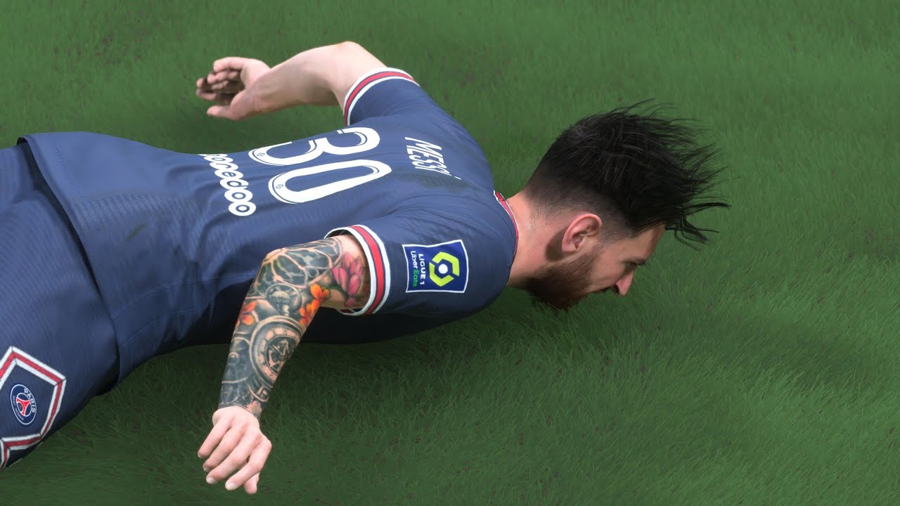 FIFA 22 PS5 - red card foul on Messi