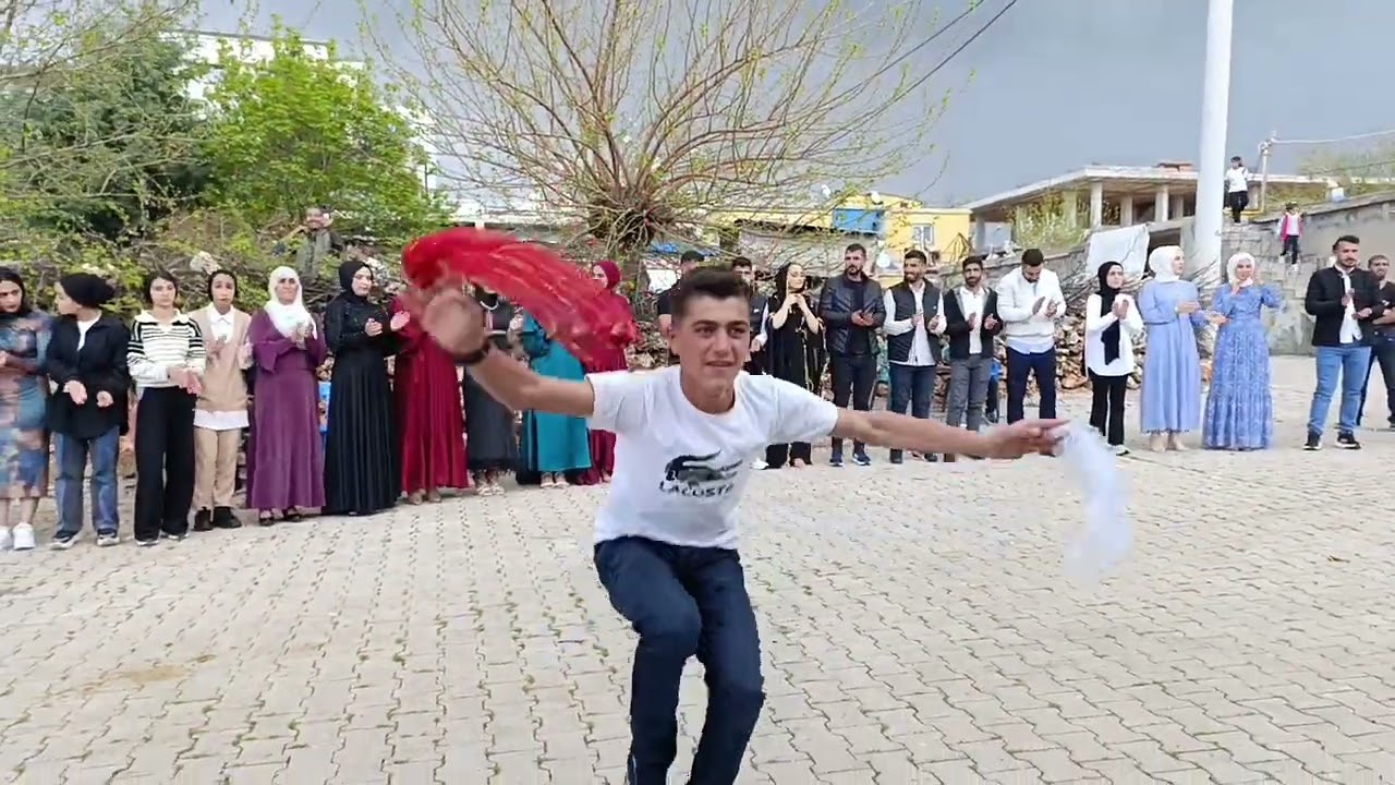 mutalip Çîçek ortada oynuyor