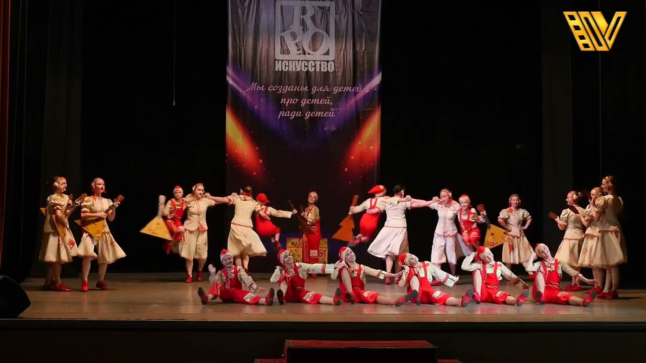 Folk dance - FUNNY ROLLS. Choreographic Ensemble DEWDROP / Танец - ЗАДОРНЫЕ ПОТЕШКИ. Хореография