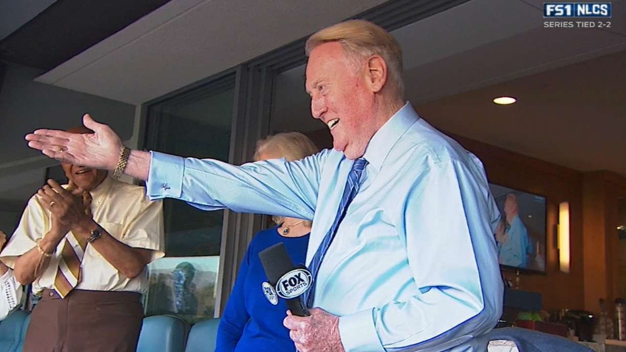 Vin announces start of game on FS1