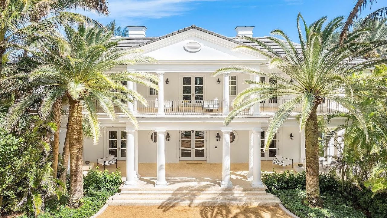 Direct Oceanfront Bermuda Estate in PRESTIGIOUS Palm Beach