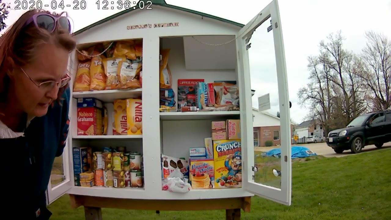 We Load up this Box #BlessingBox #Donation #HelpingOthers #DumpsterDivers #Scrappers #Frugal #Free