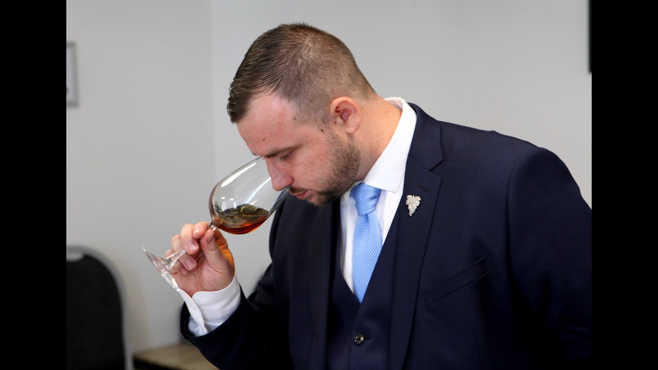 Meilleur sommelier de France - Identifier cinq vins et les associer à leur identité géologique