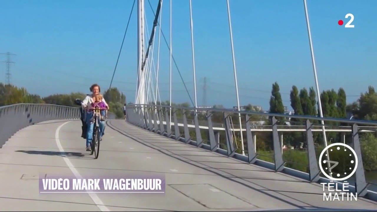 C’est un monde - Pays Bas : le vélo…