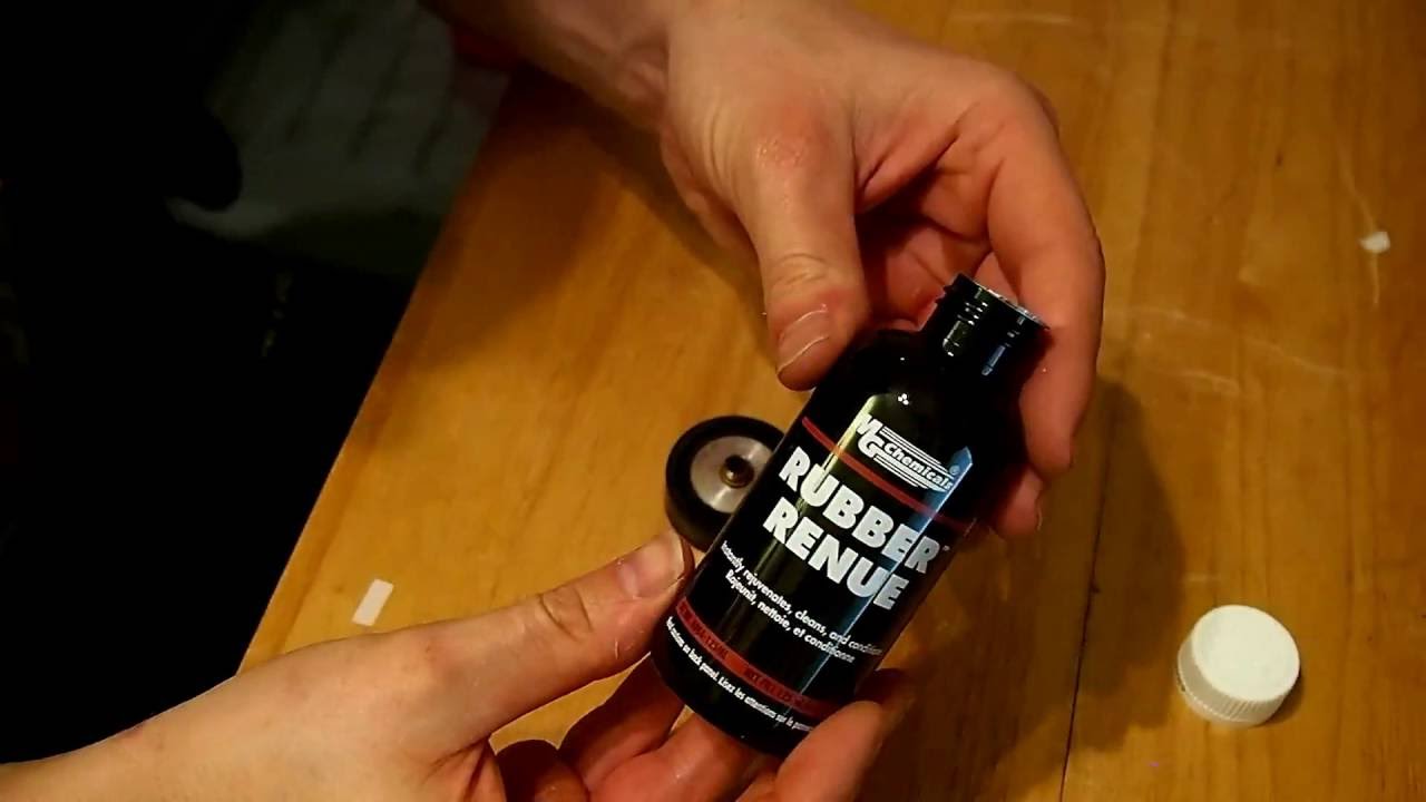 Rejuvenate a Pinch Roller (from an Akai Reel to reel) with 'Rubber Renue'