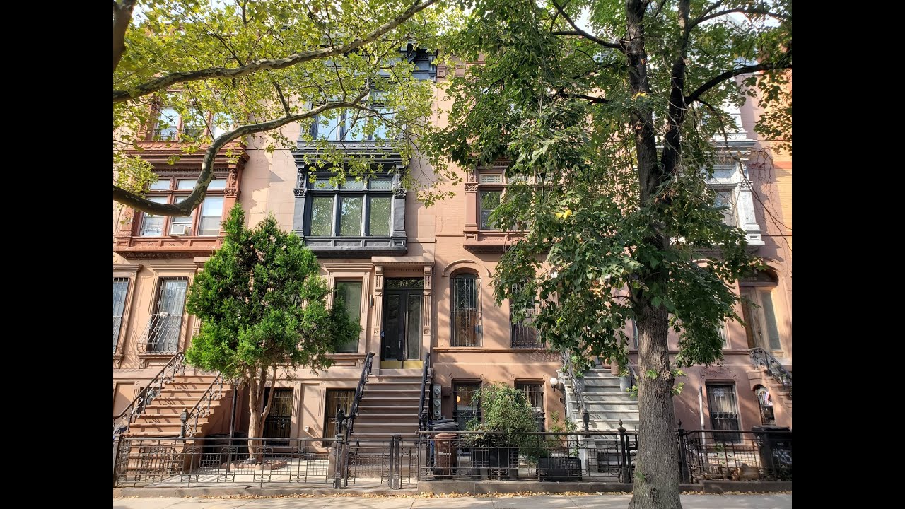 FOR SALE: Renovated High-End 4 story Brownstone in Brooklyn, NY