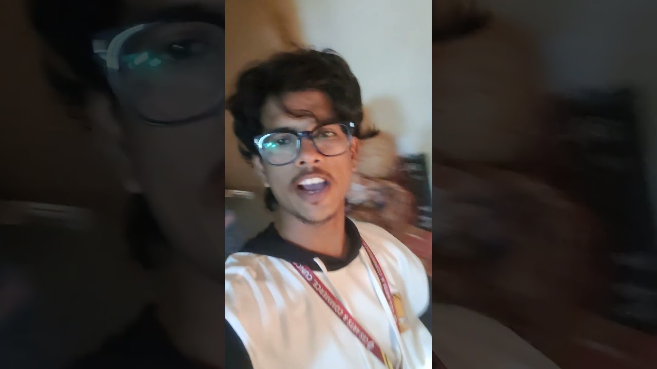 yaari dosti in college.❤️💪 #college #dosti #vlog  #collegelife #youtubeshorts #shorts #reels #fun