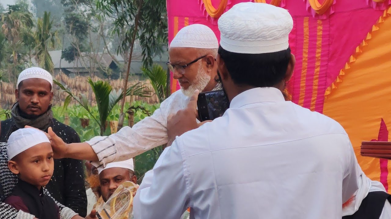 নকশা বাজার রওজাতুল উলুম মাদ্রাসা,  ইফতার মাহফিল। 