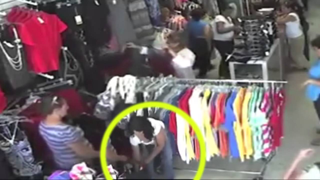 Las Noticias - ARRASAN FARDERAS EN TIENDAS DE ROPA
