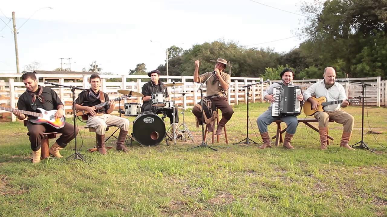 PAULO FEIJ&Oacute; - Cheirando a Creolin VIDEOCLIPE OFICIAL