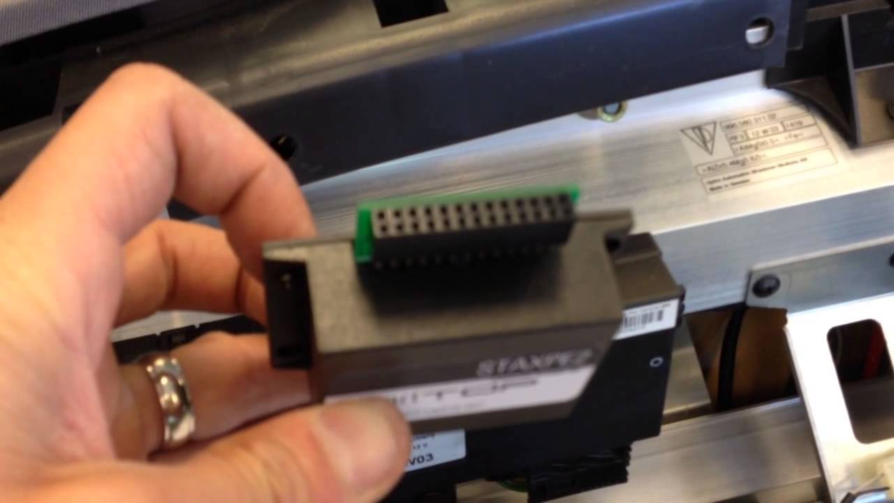 How to Install a Porsche 996 Turbo Smart Top Mods4Cars Convertible Top Module