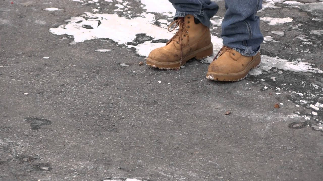 Breaking Ice in Slow Motion (Canon Vixia HF G10)