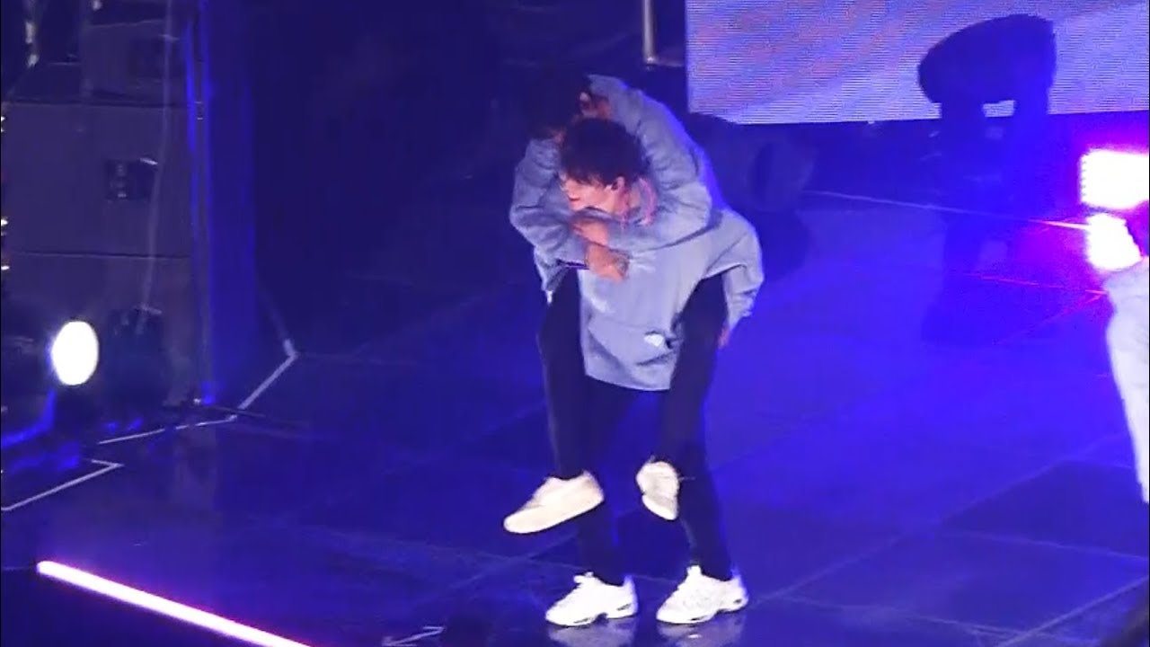 190308 세븐틴 버논 캐럿랜드 팬미팅 Holiday 직캠 (seventeen vernon focus)