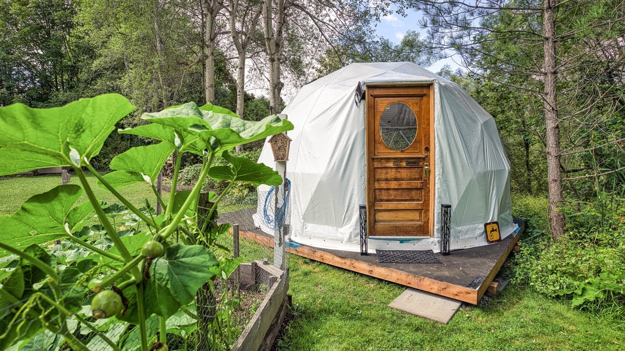 Backyard Dome Hideaway in the Forest - Phoenix Domes