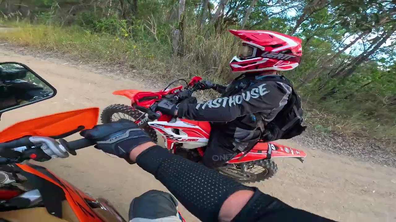 2025 KTM 300 EXC TBI | Helmet Cam