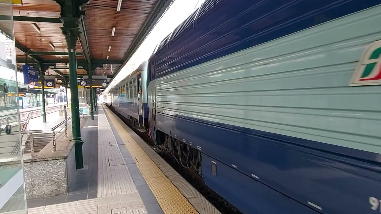 E402B E UIC-X TTI A GENOVA P.PRINCIPE 