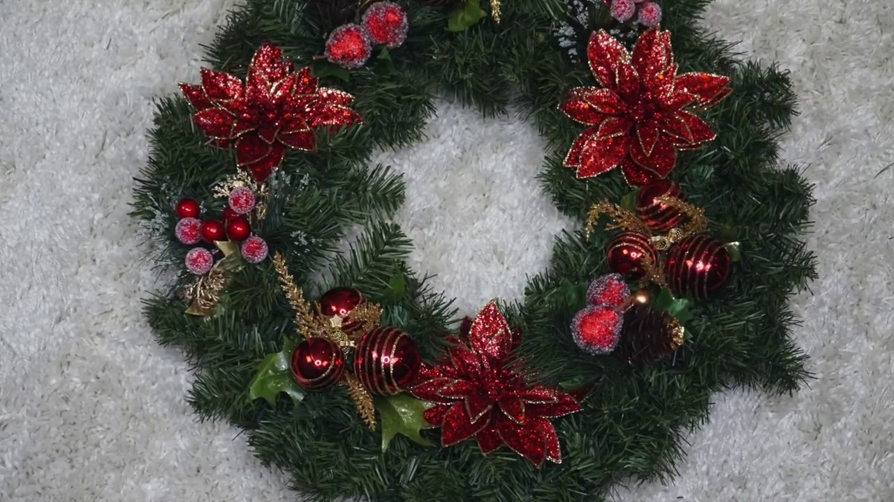 DIY Christmas Wreath | Tanasia K