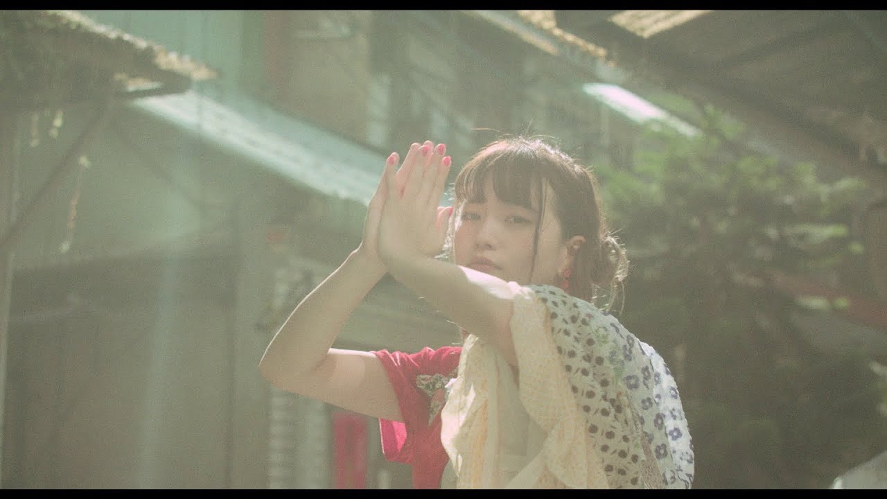 SHE IS SUMMER「嬉しくなっちゃって」