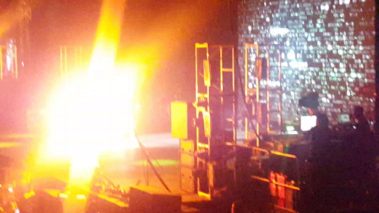 Farruko movistar arena 2017 chile  6 AM  , Ginza , Vivir mi vida