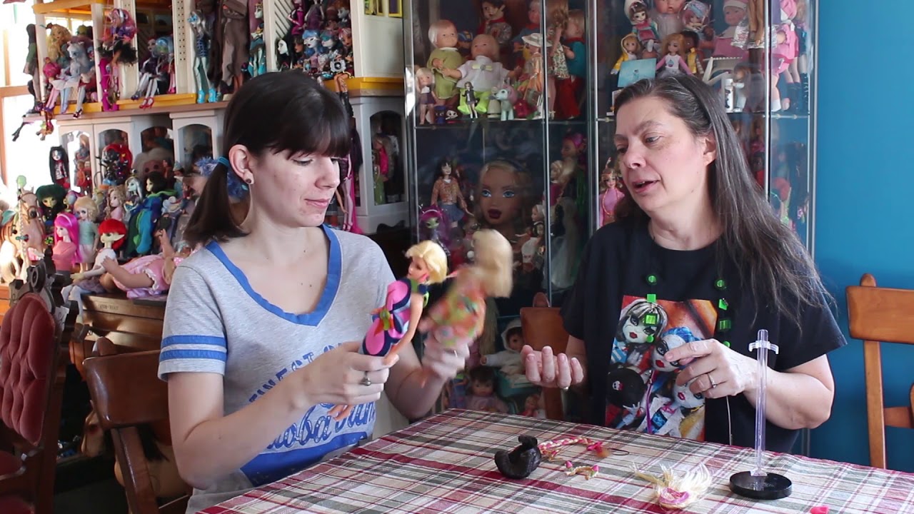 The Reluctant Reviewer and Kewpie83 show you Barbie Hair Fair   50th Anniversary doll