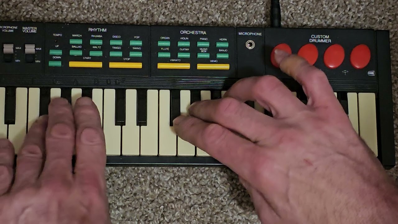 Hing Hon EK-001 analog square wave keyboard