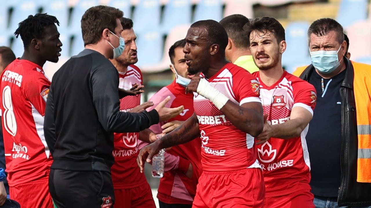 Scandal de rasism &icirc;n Liga 1. Ce i-ar fi strigat Pițian lui Romario Pires