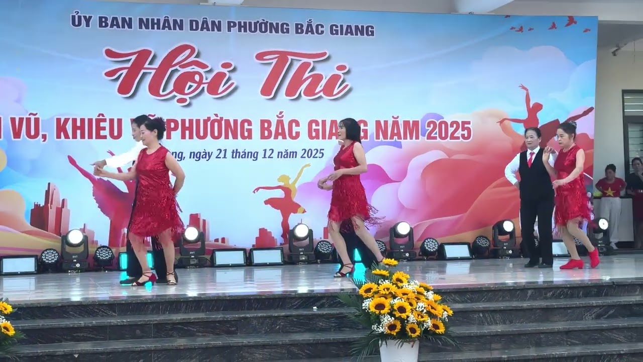 Chachacha Rum ba Khiêu vũ đội văn nghệ tổ 26 . P Bắc Giang .