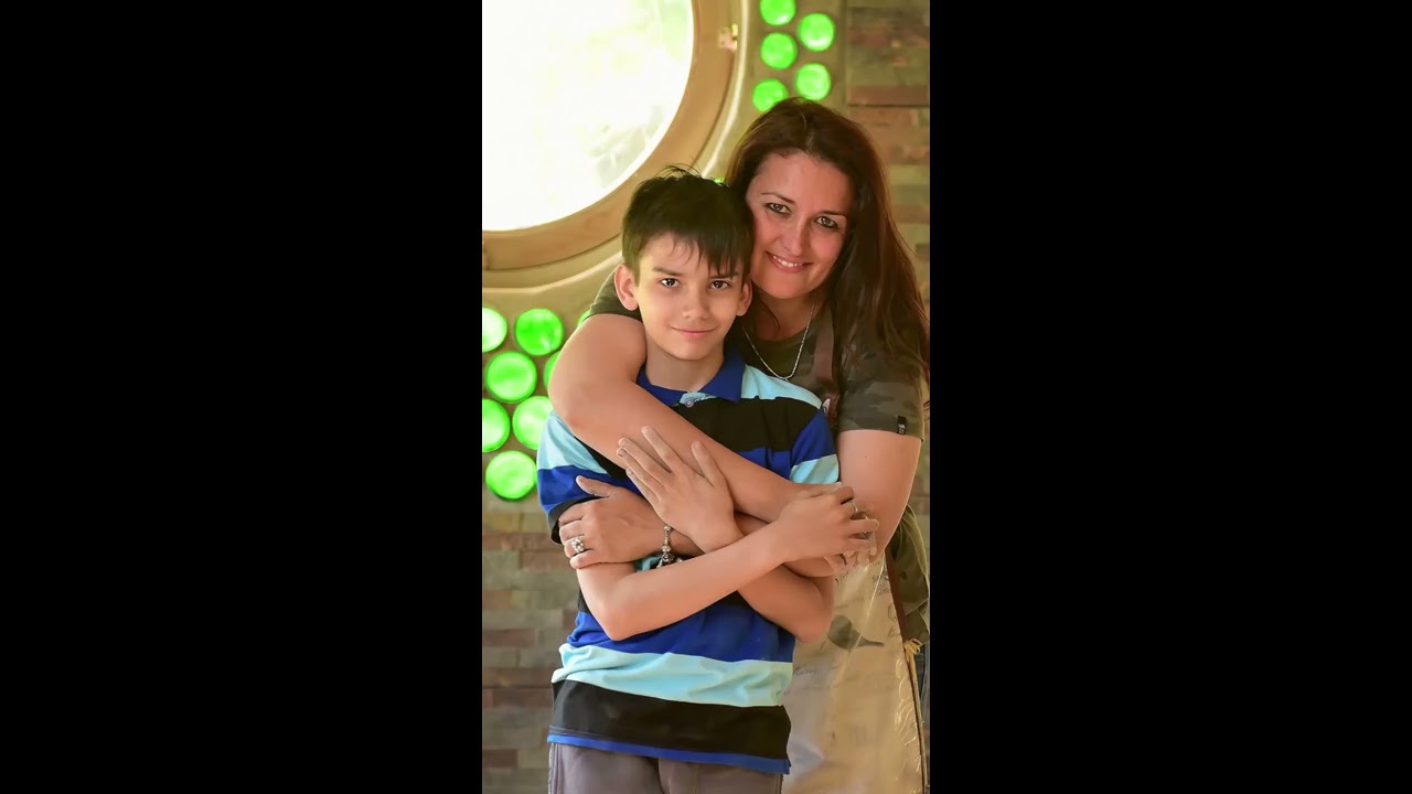 Un sueño más que cumplido: Margarita Cervio terminó su casa construida con 12.000 botellas de vidrio