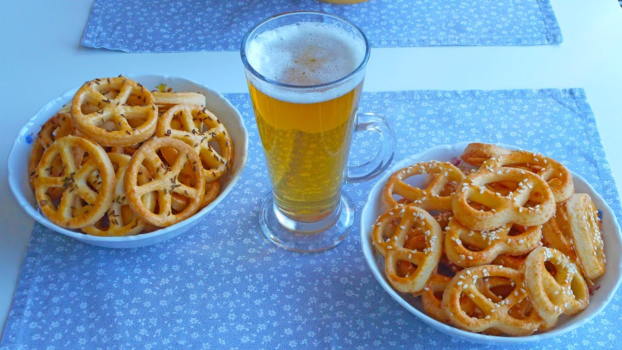 Syrové a bryndzové praclíky (slané dezerty)🥨