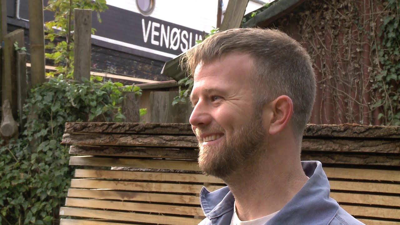 STEGE SKIBSVÆRFT – focus på husbåde, 100 år gamle ålekvaser, fiskebåde de giver nyt liv ..........