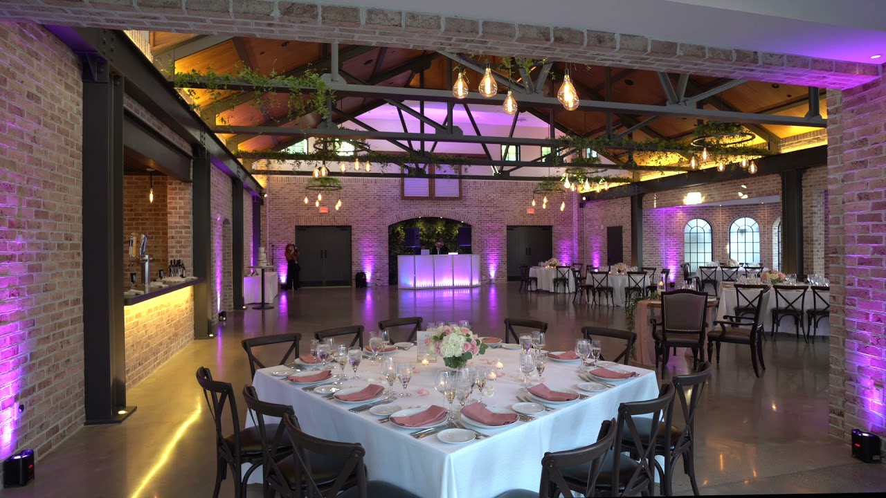 Lighting: UpLights (Light Show) | Barr Entertainment